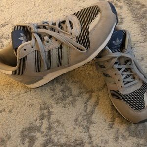 Adidas fashion sneakers